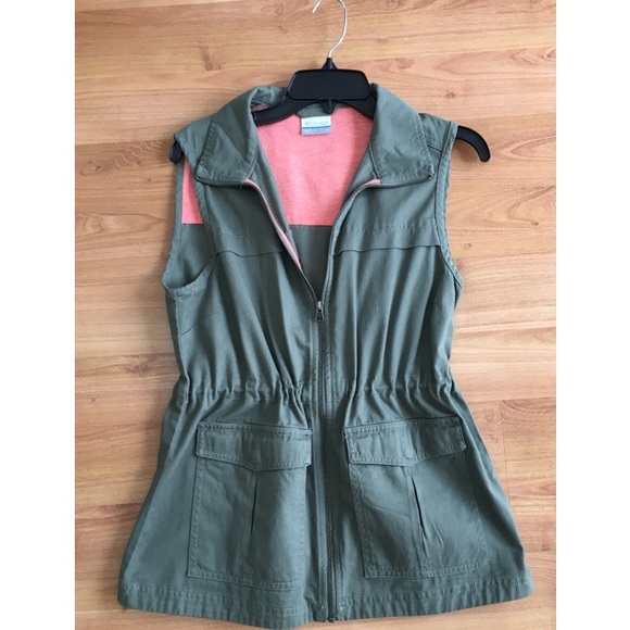 Columbia Vest - Picture 1 of 1